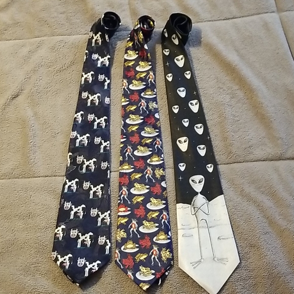 3 Ties - Picture 2 of 6